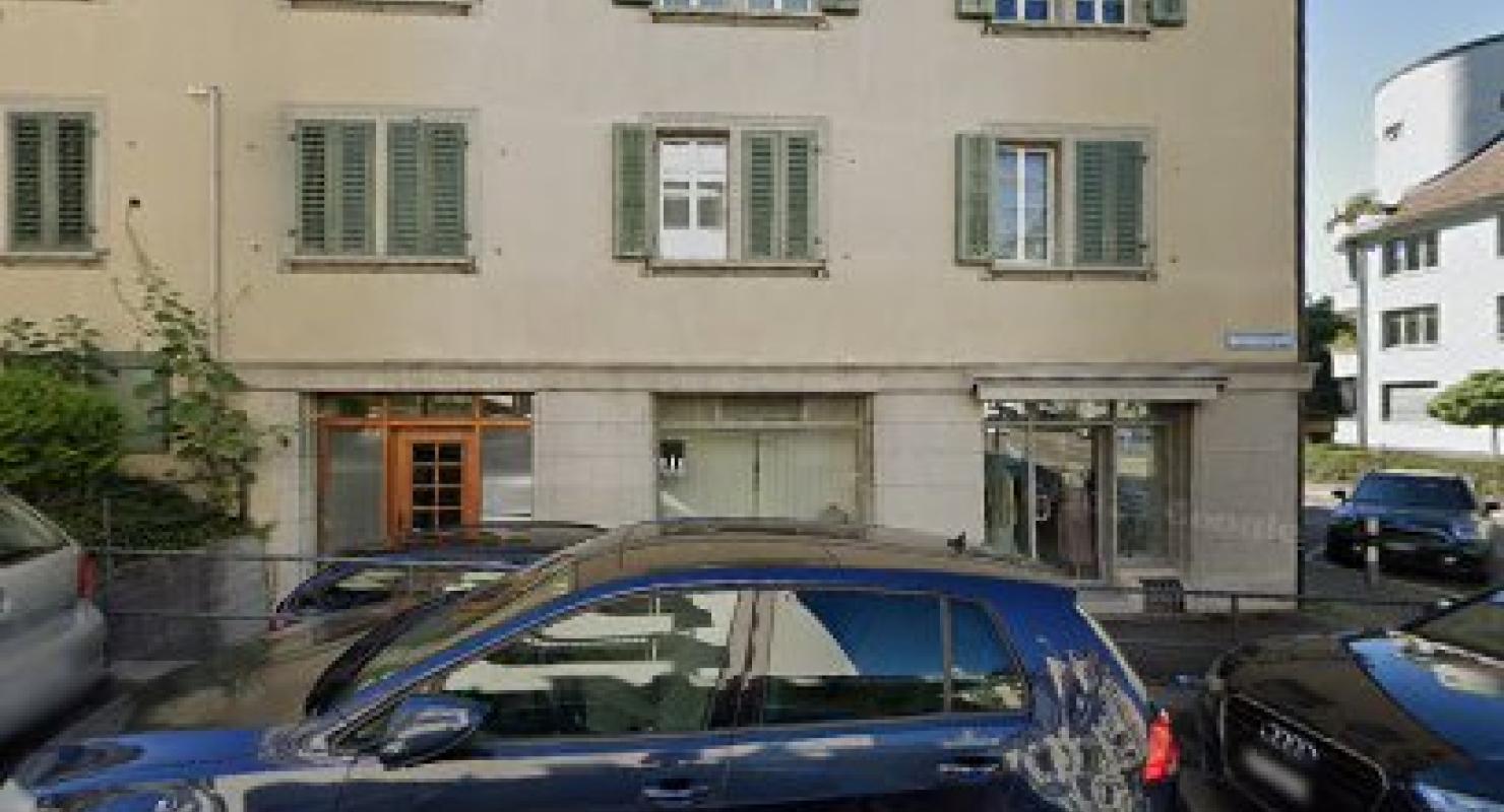 Mrs. Tanja Gasser - Upcycling-Mode in Zürich