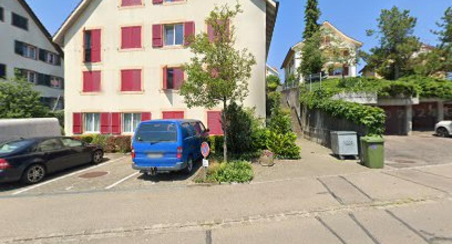 Vito Giunca - Moda upcycled in Basilea-Campagna