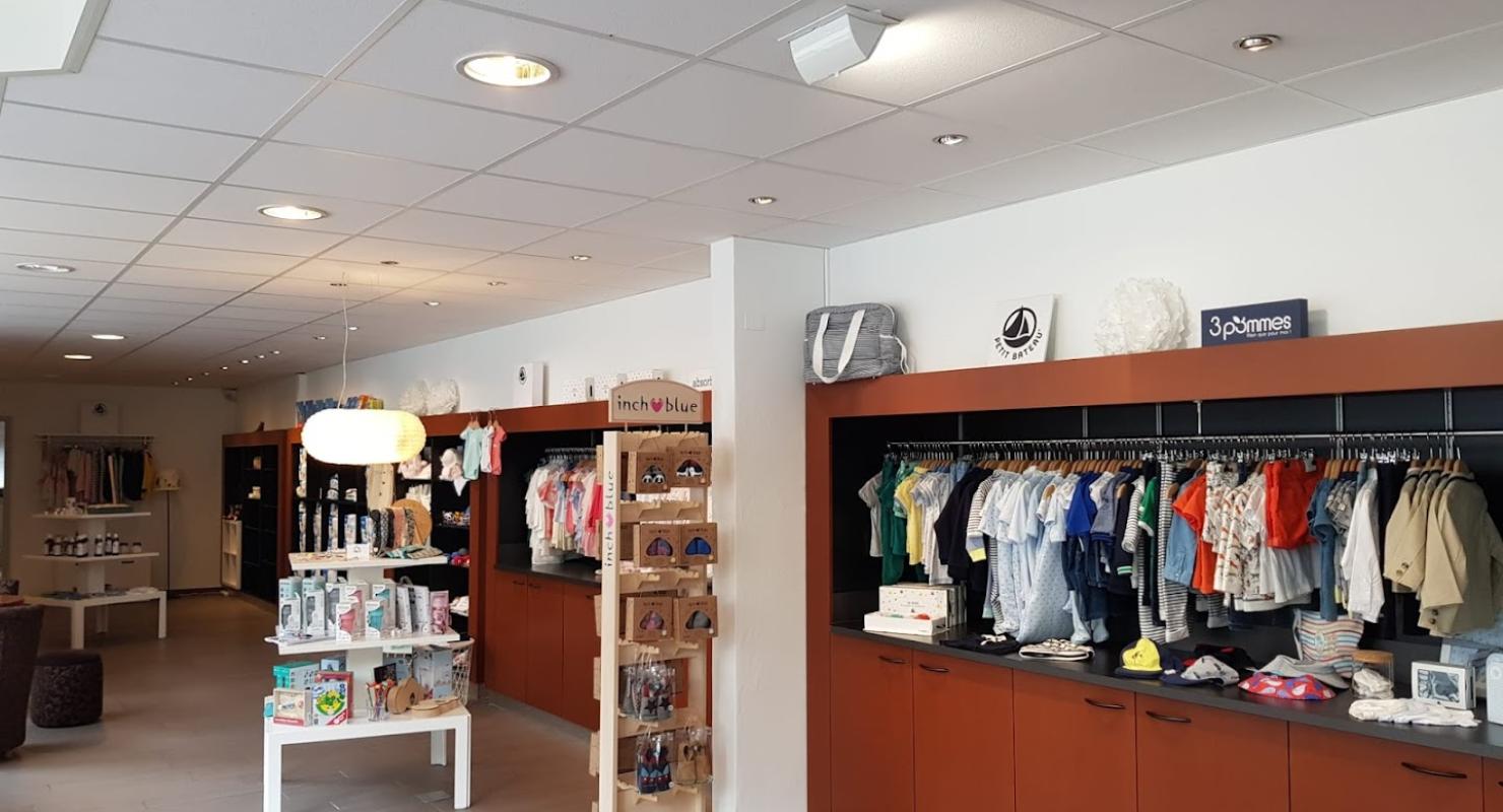 Baby And Co Sàrl - Second-Hand-Kleidung in Freiburg