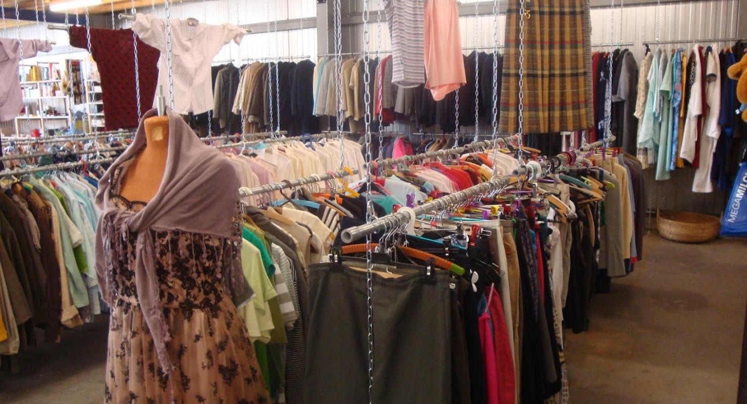 HIOB Grossbrockenstube Secondhand - Second-hand Clothing in Fribourg