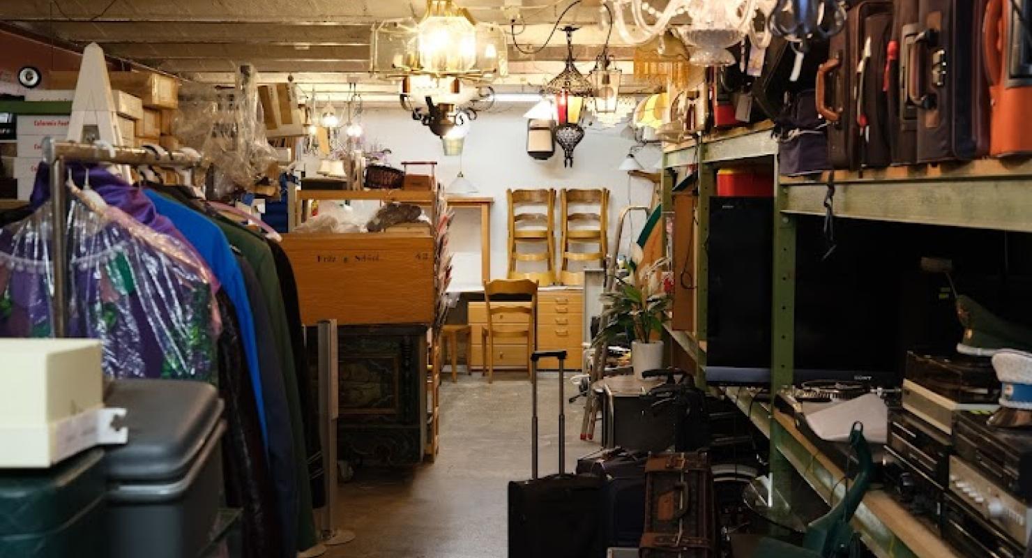 Chäller Brocki Basel - Second-Hand-Kleidung in Basel-Stadt